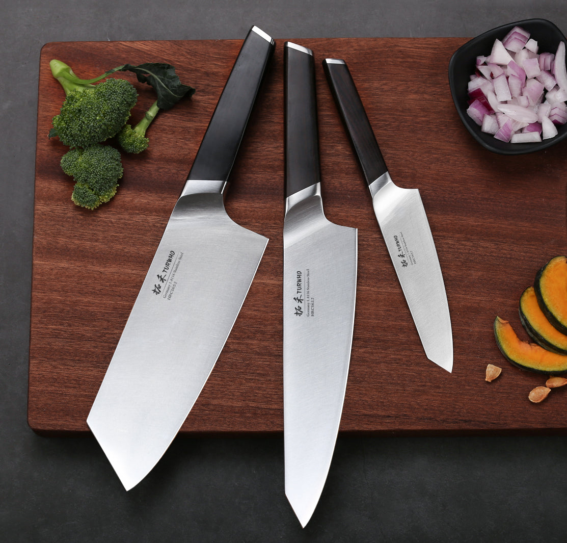 TURWHO 67-Layer Japanese Damascus Steel VG10 Core Kitchen Knife